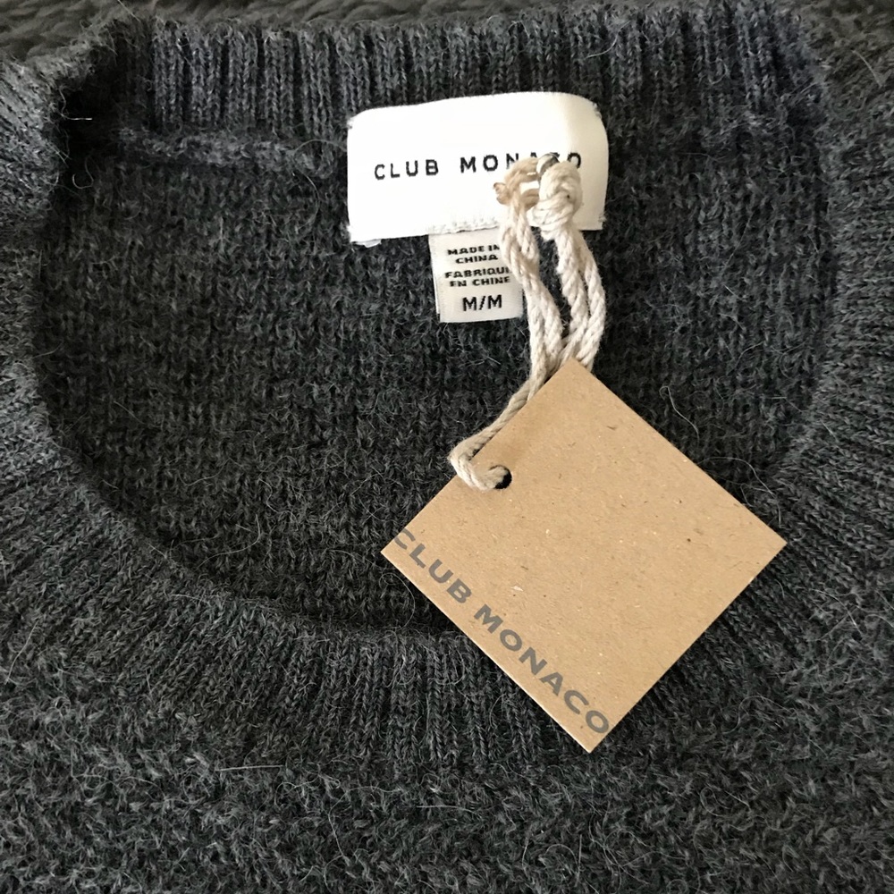 Club Monaco - Men’s Medium - Tuck Stitch Crew